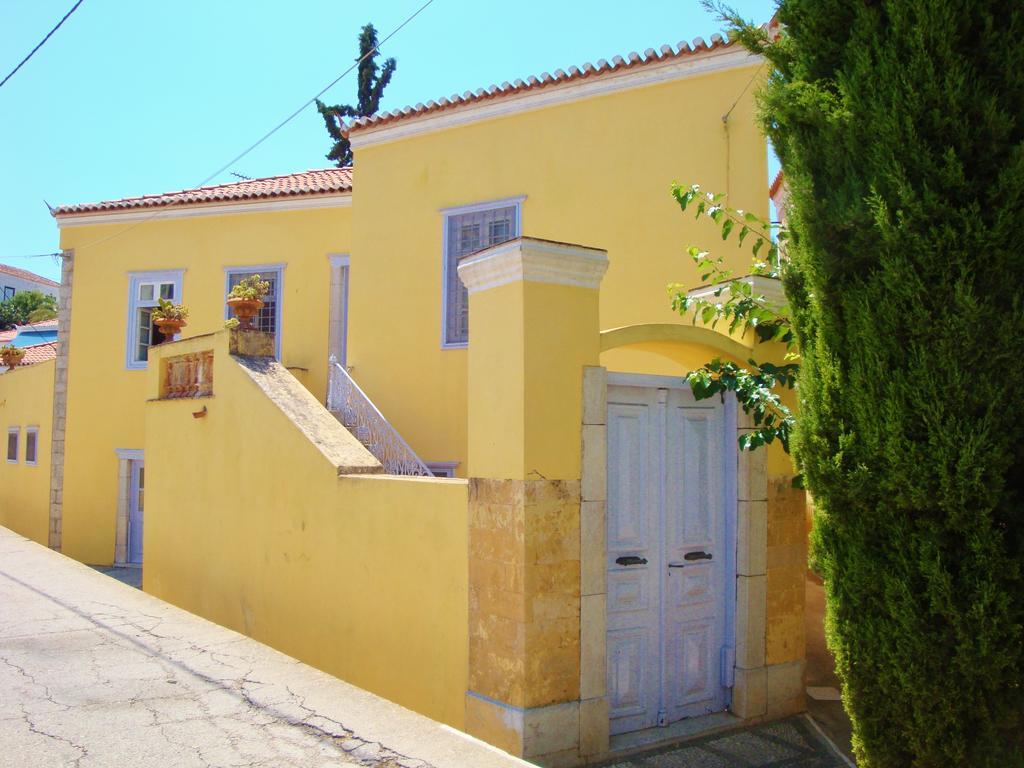 Villa Spetses Exterior foto
